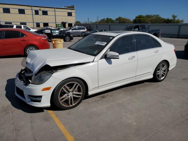 2013 MERCEDES-BENZ C 250, 