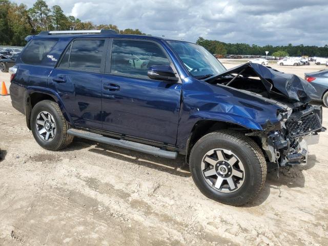 JTEBU5JR3J5487878 - 2018 TOYOTA 4RUNNER SR5/SR5 PREMIUM 蓝色 照片 4