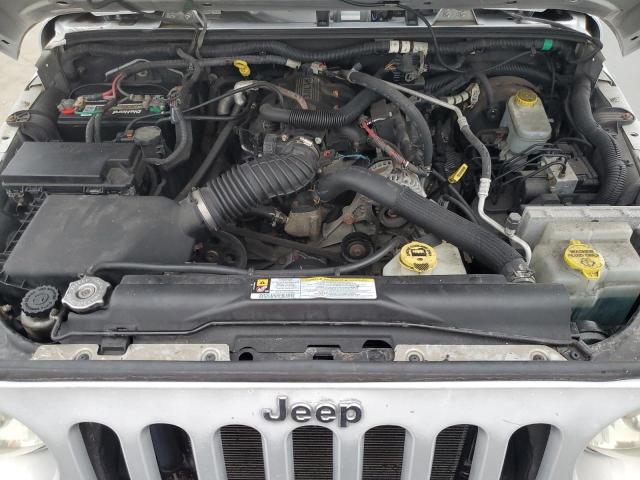 1J4FA24157L124788 - 2007 JEEP WRANGLER X SILVER photo 11