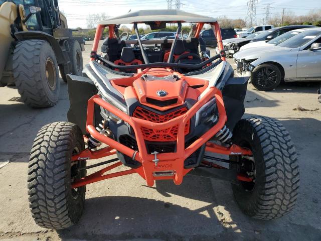 3JBVVAV44MK000805 - 2021 CAN-AM MAVERICK X RC TURBO RR TWO TONE photo 5