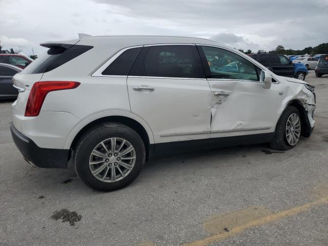 1GYKNBRS7HZ245048 - 2017 CADILLAC XT5 LUXURY WHITE photo 3