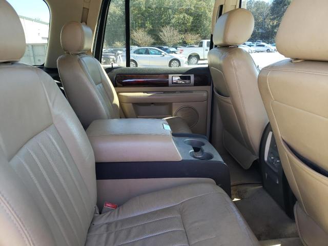 5LMFU28545LJ07724 - 2005 LINCOLN NAVIGATOR 白色 照片 10