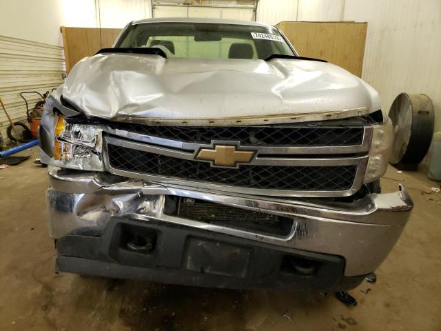 1GC3KZCG0BF222719 - 2011 CHEVROLET SILVERADO K3500 SILVER photo 5