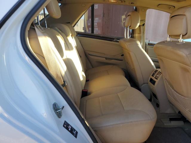 4JGBB8GB0BA643773 - 2011 MERCEDES-BENZ ML 350 4MATIC WHITE photo 11