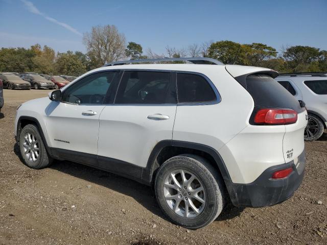 1C4PJMCB7GW368196 - 2016 JEEP CHEROKEE LATITUDE WHITE photo 2