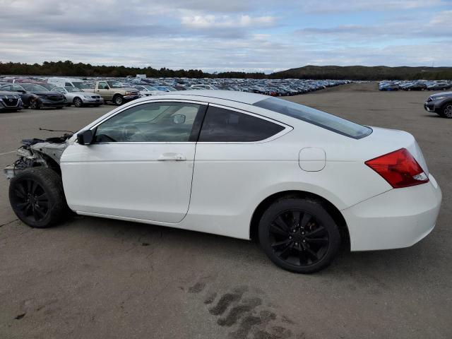 1HGCS1B3XCA007560 - 2012 HONDA ACCORD LX WHITE photo 2