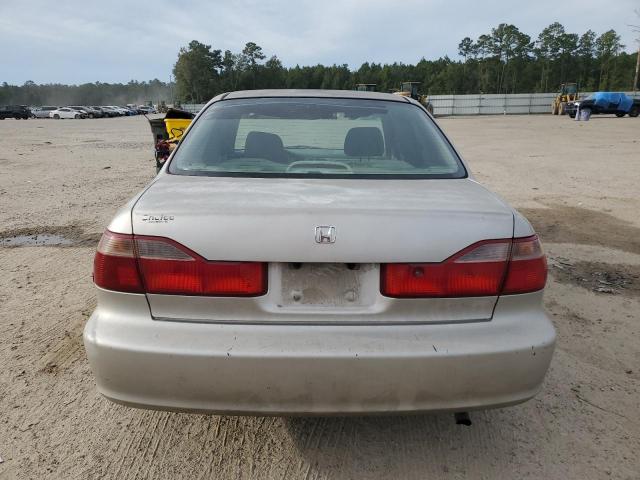 1HGCG5641WA032086 - 1998 HONDA ACCORD LX GRAY photo 6