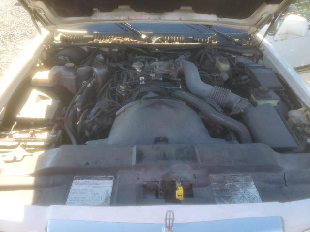 1LNLM81W6VY710687 - 1997 LINCOLN TOWN CAR EXECUTIVE WHITE photo 11