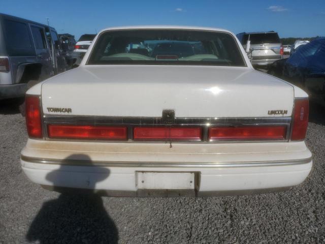 1LNLM81W6VY710687 - 1997 LINCOLN TOWN CAR EXECUTIVE WHITE photo 6