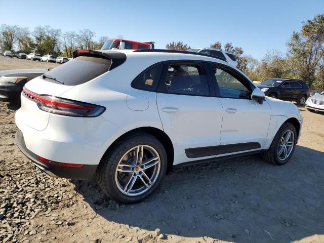 WP1AA2A55MLB09256 - 2021 PORSCHE MACAN WHITE photo 3