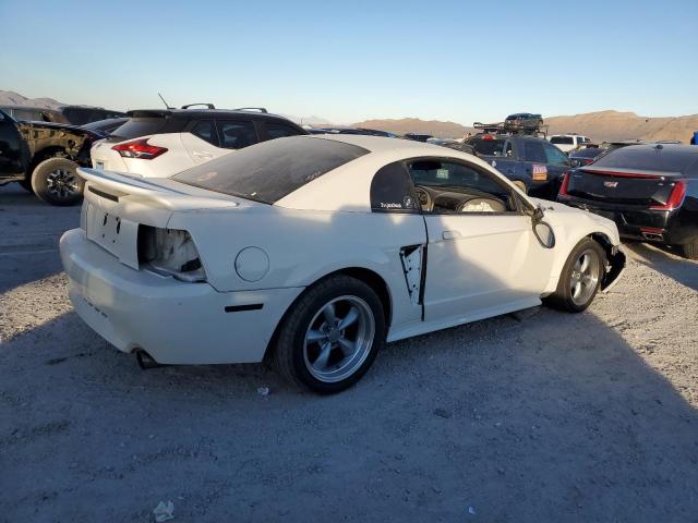 1FAFP42X7YF125065 - 2000 FORD MUSTANG GT WHITE photo 3