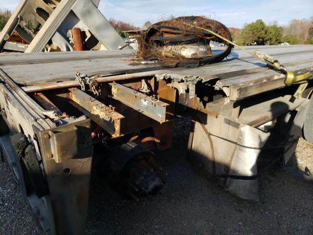 13N14830351529717 - 2005 FONTAINE TRAILER SILVER photo 9