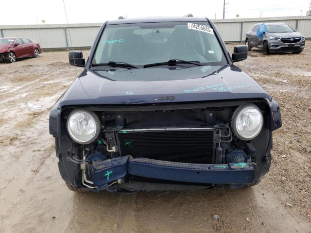 1C4NJRFBXGD653843 - 2016 JEEP PATRIOT LATITUDE BLUE photo 5