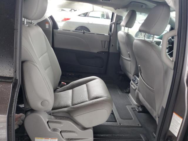 5TDYZ3DC0LS023326 - 2020 TOYOTA SIENNA XLE GRAY photo 11