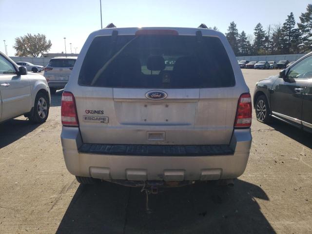 1FMCU0D74AKC65384 - 2010 FORD ESCAPE XLT SILVER photo 6