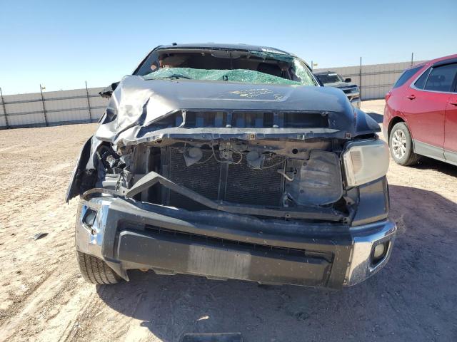 5TFRM5F16FX086794 - 2015 TOYOTA TUNDRA DOUBLE CAB SR/SR5 GRAY photo 5