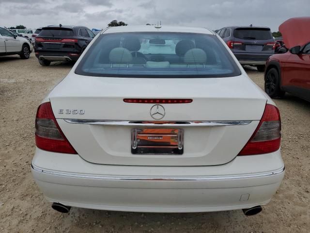 WDBUF56X98B306968 - 2008 MERCEDES-BENZ E 350 WHITE photo 6