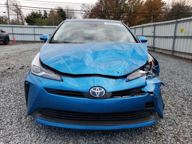 JTDKARFU4L3121749 - 2020 TOYOTA PRIUS L BLUE photo 5