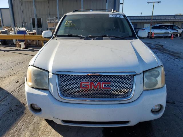 1GKES63M562352106 - 2006 GMC ENVOY DENALI WHITE photo 5