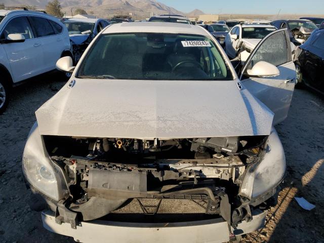 2G4GV5GV2C9179243 - 2012 BUICK REGAL GS Ақ фото 5