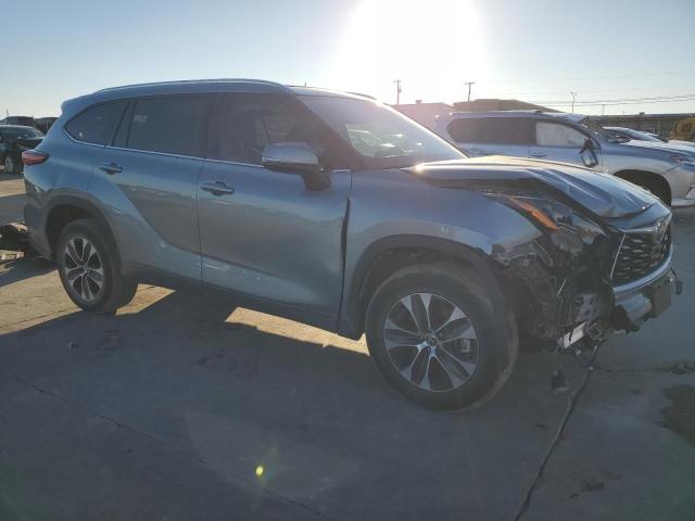 5TDGZRAH7LS023841 - 2020 TOYOTA HIGHLANDER XLE BLUE photo 4