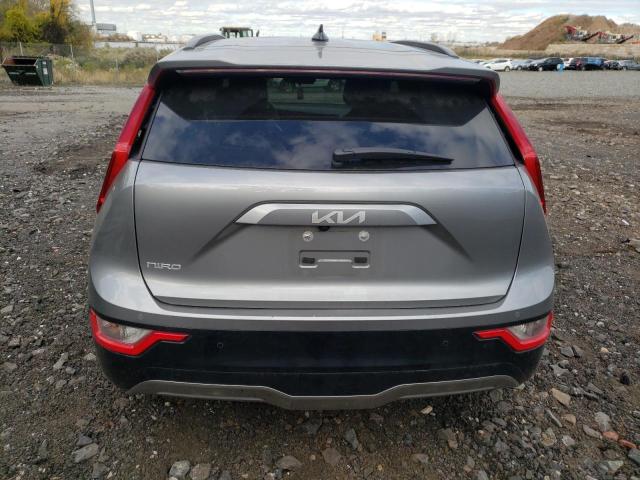 KNDCR3L19P5048733 - 2023 KIA NIRO WIND GRAY photo 6