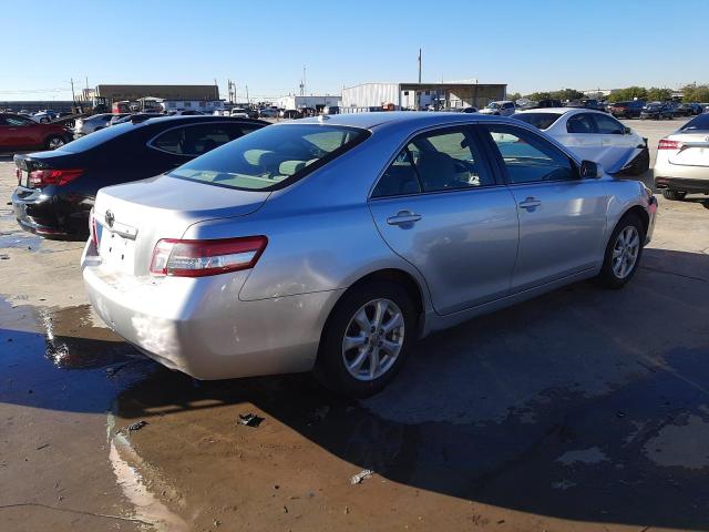 4T4BF3EK5BR103558 - 2011 TOYOTA CAMRY BASE SILVER photo 3