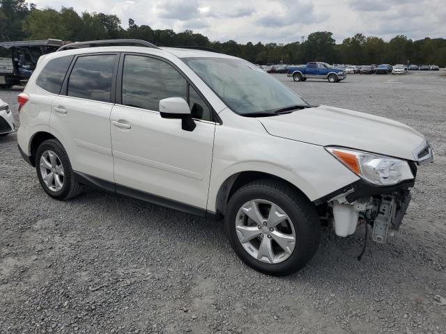 JF2SJARC5FH586456 - 2015 SUBARU FORESTER 2.5I LIMITED WHITE photo 4