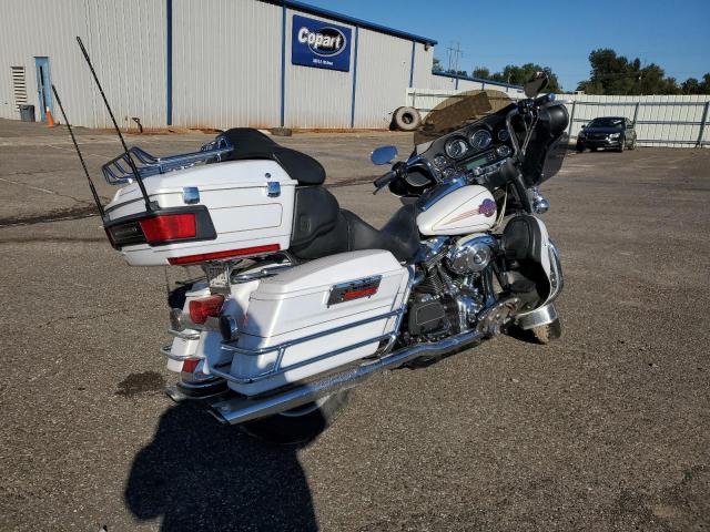 1HD1FC4187Y709065 - 2007 HARLEY-DAVIDSON FLHTCUI 白色 照片 4
