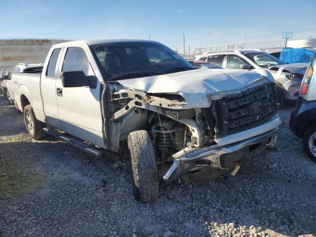 1FTFX1EF5BFA49137 - 2011 FORD F150 SUPER CAB WHITE photo 4