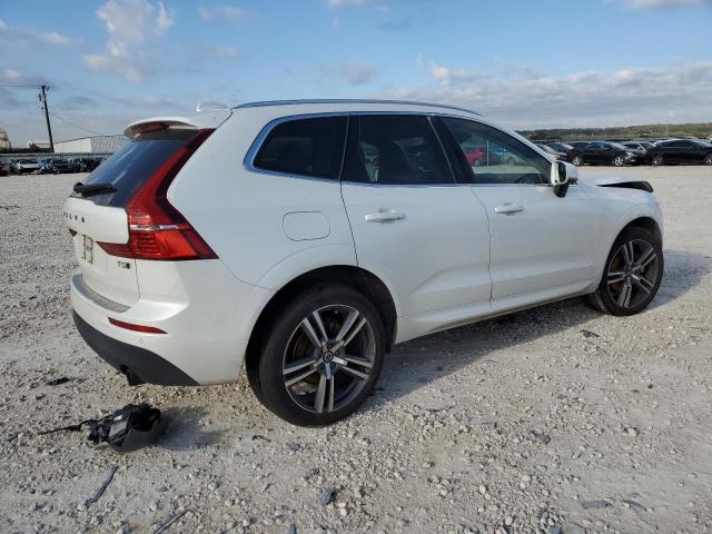 YV4102RK5L1483579 - 2020 VOLVO XC60 T5 MOMENTUM WHITE photo 3