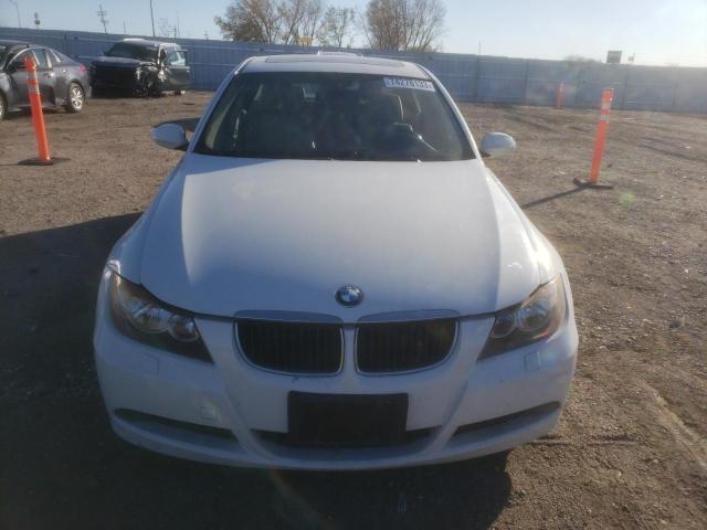 WBAVD13506KV12682 - 2006 BMW 325 XI WHITE photo 5