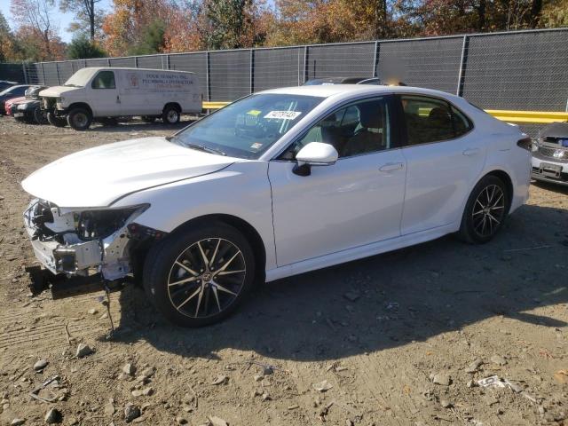 4T1G11AKXPU832039 - 2023 TOYOTA CAMRY SE NIGHT SHADE WHITE photo 1