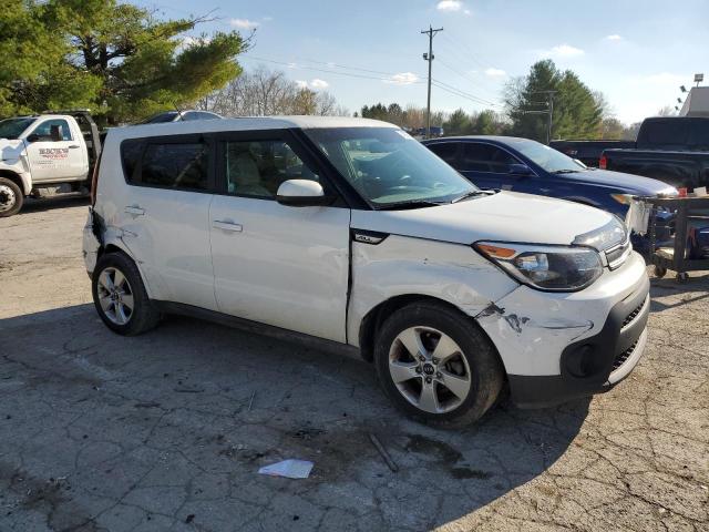 KNDJN2A23J7584646 - 2018 KIA SOUL WHITE photo 4