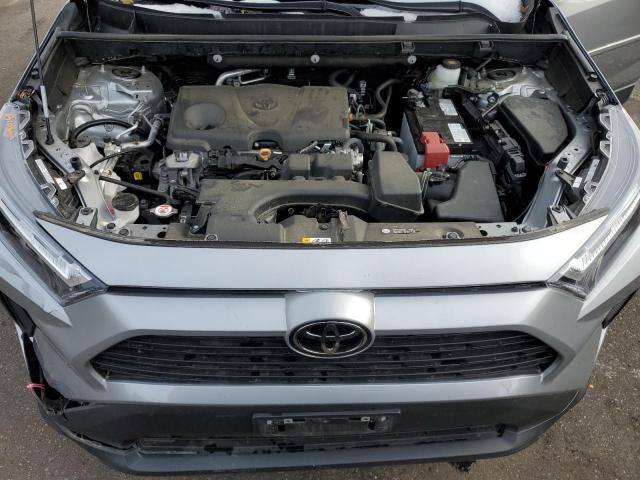 2T3P1RFVXPW343441 - 2023 TOYOTA RAV4 XLE SILVER photo 12