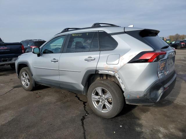 2T3P1RFVXPW343441 - 2023 TOYOTA RAV4 XLE SILVER photo 2