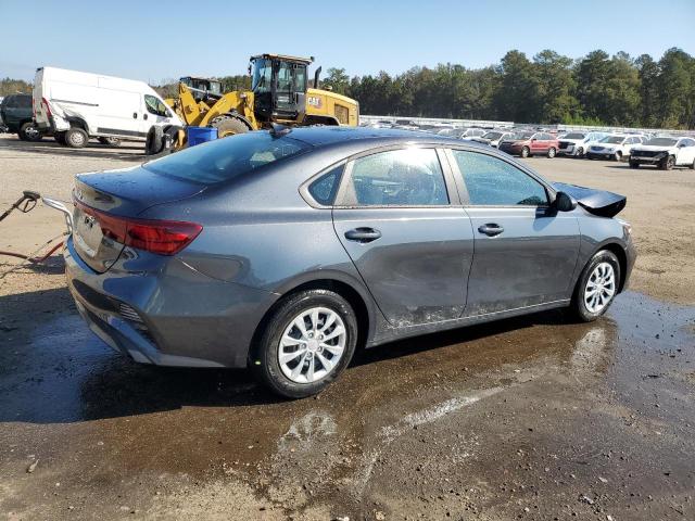 3KPF24AD8PE677960 - 2023 KIA FORTE LX GRAY photo 3