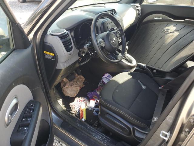 KNDJP3A52G7322569 - 2016 KIA SOUL + GRAY photo 8