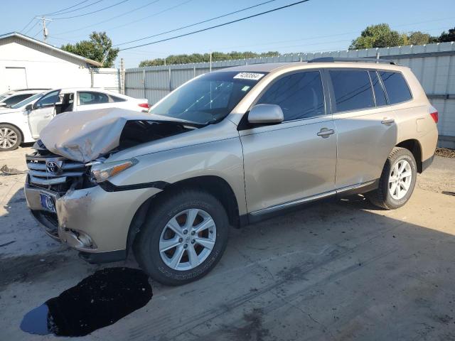 2013 TOYOTA HIGHLANDER BASE, 