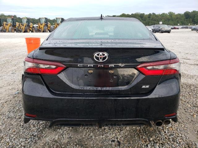 4T1G11AK1RU847791 - 2024 TOYOTA CAMRY SE NIGHT SHADE BLACK photo 6