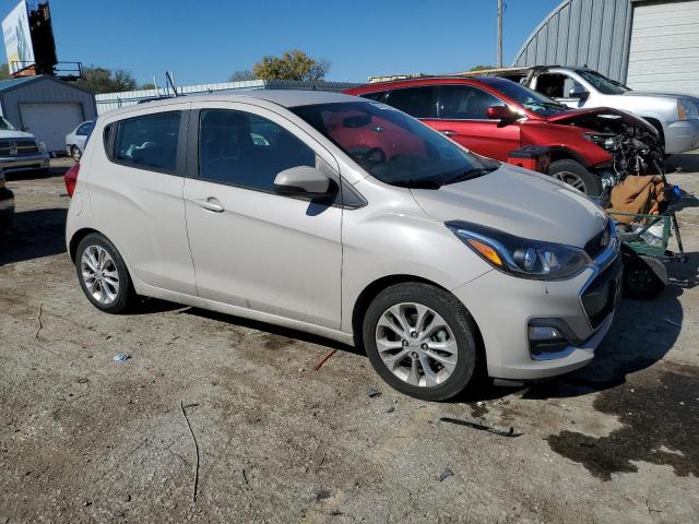 KL8CD6SA5MC750274 - 2021 CHEVROLET SPARK 1LT SILVER photo 4