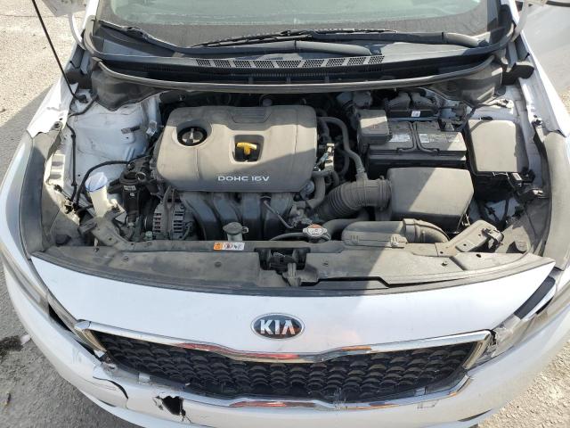 3KPFL4A70HE009854 - 2017 KIA FORTE LX WHITE photo 11