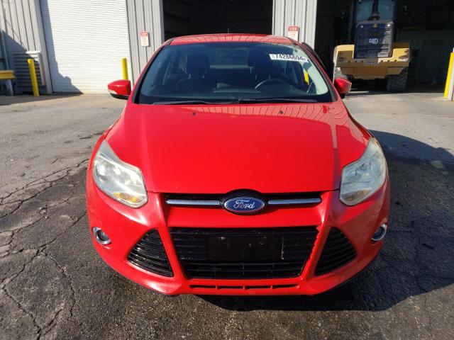 1FAHP3H22CL123118 - 2012 FORD FOCUS SEL RED photo 5