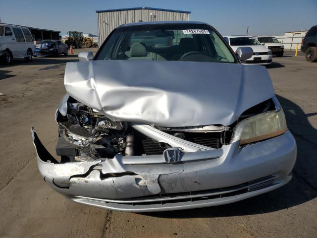 3HGCG66502G700941 - 2002 HONDA ACCORD LX SILVER photo 5