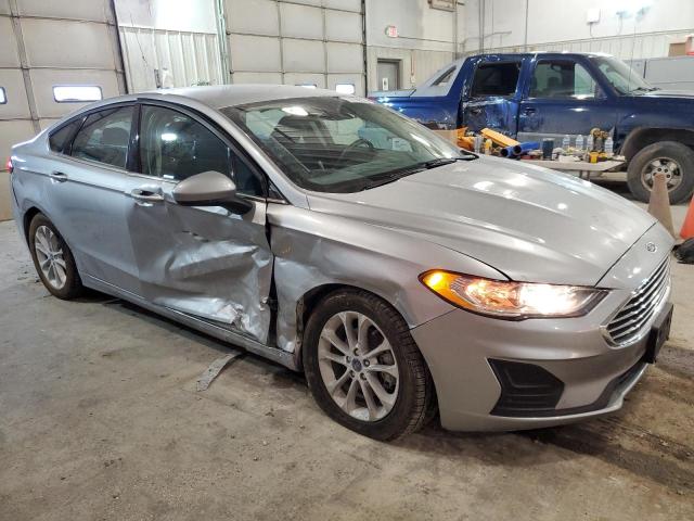 3FA6P0HD9LR234693 - 2020 FORD FUSION SE SILVER photo 4