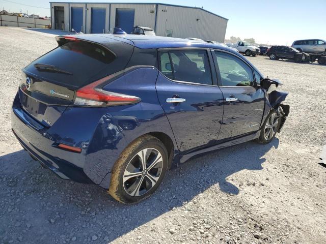 1N4AZ1CP1JC303304 - 2018 NISSAN LEAF S BLUE photo 3