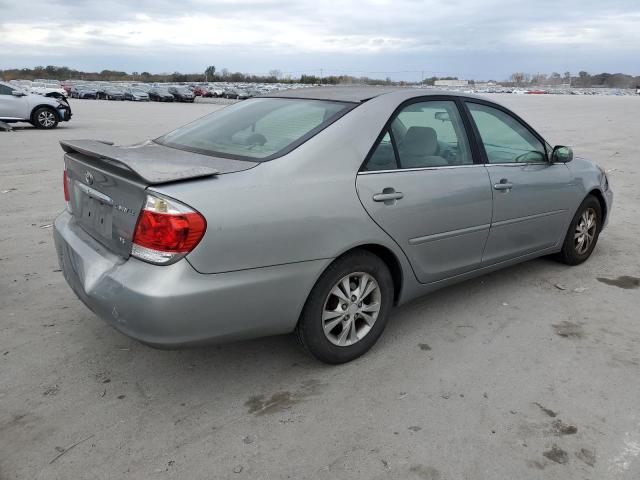 4T1BF30K25U611718 - 2005 TOYOTA CAMRY LE SILVER photo 3