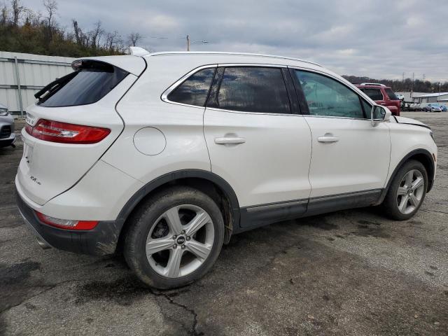 5LMCJ1D93HUL54925 - 2017 LINCOLN MKC PREMIERE WHITE photo 3