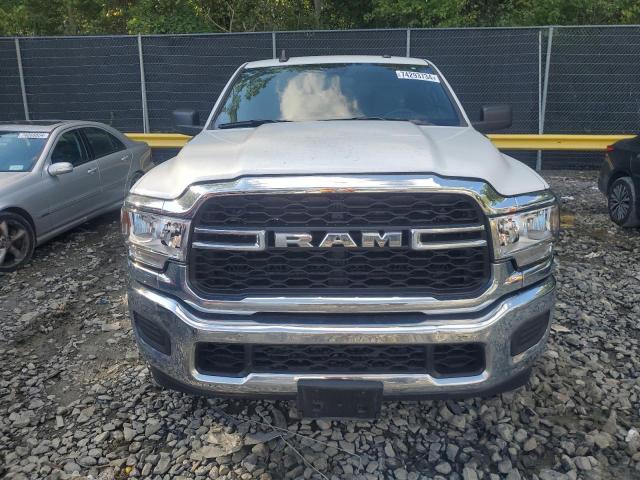 3C6UR4HJ4NG401217 - 2022 RAM 2500 TRADESMAN WHITE photo 5