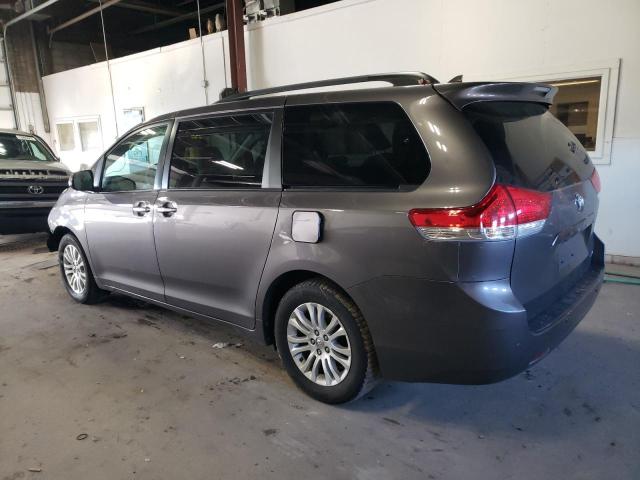 5TDYK3DC5BS104308 - 2011 TOYOTA SIENNA XLE GRAY photo 2